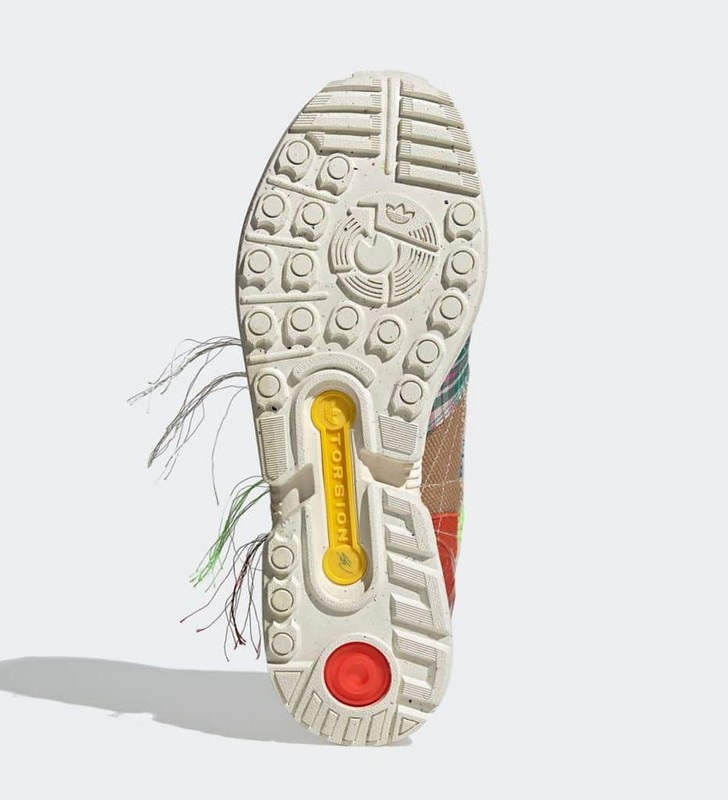 HARE
ウーリーテックスタンドモーターサイクルコート Dziecięce Buty ADIDAS TERREX HYPERHIKER LOW K HQ5823